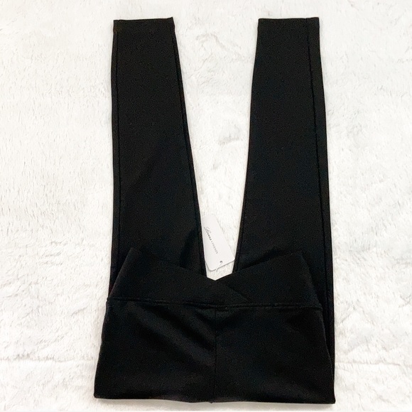 New With Tags Lovers + Friends Black Pants - Picture 5 of 7